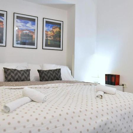 Apartments Valentina - Free Parking Mostar Quarto foto