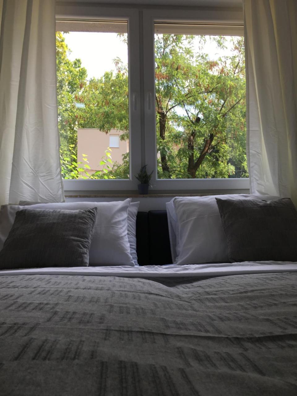 Apartments Valentina - Free Parking Mostar Exterior foto